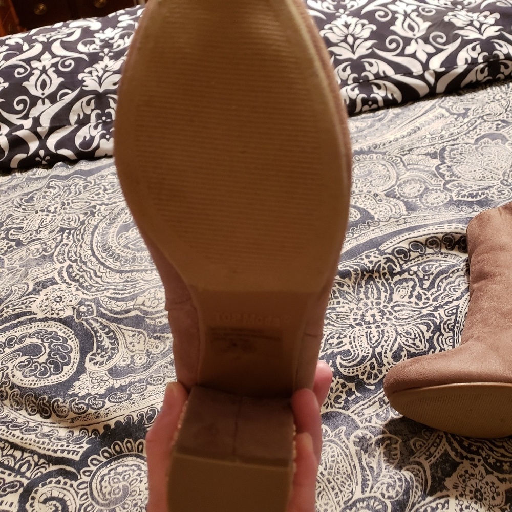 Booties - Picture 4 of 6